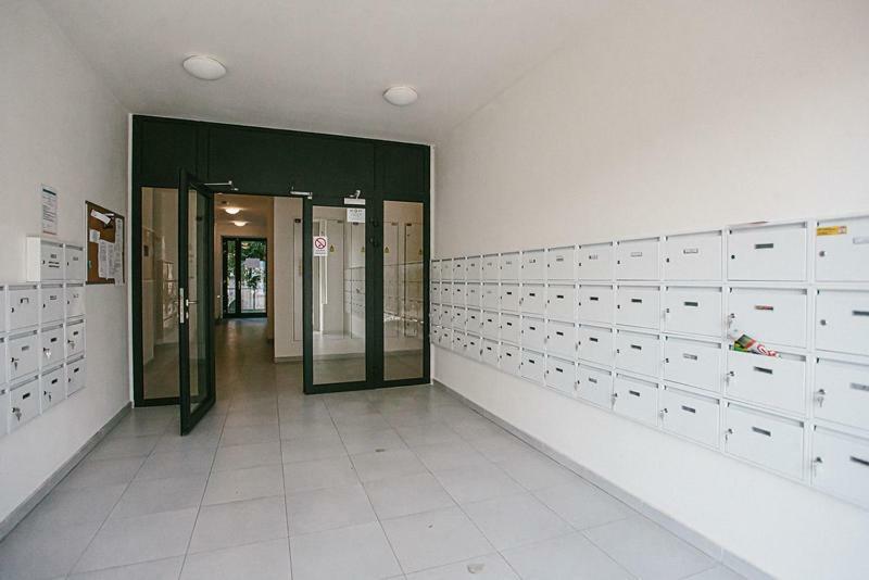 Cosy Studio, 15Min To Old Centre, Self-Check In, Free Wifi, Welcome Drink! Prag Exteriör bild